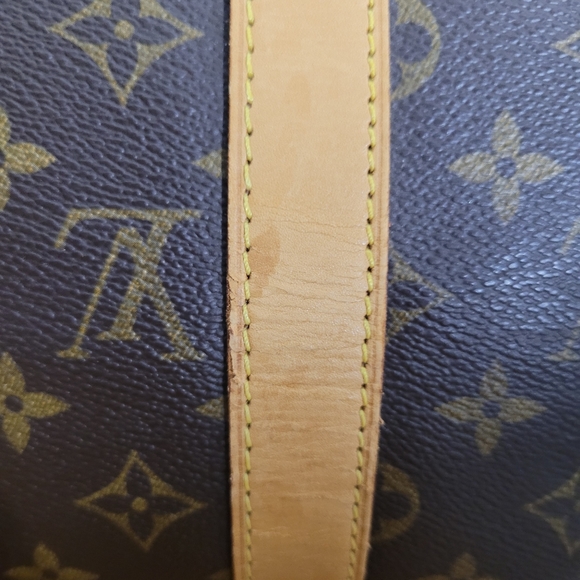Louis Vuitton 50 Keepall Bandouliere FREE POSHMARK AUTHENTICATION! - Picture 5 of 17